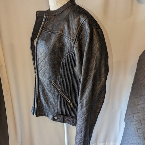 Real Leather Motorcycle jacket 3xl (fits like a solid Large) quilted pattern - Picture 2 of 9